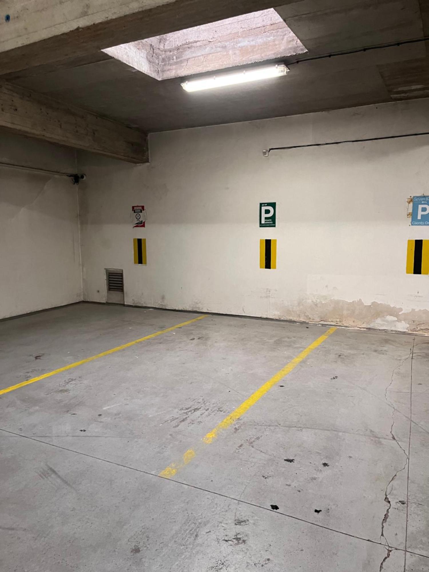 City Centre Apartment With Parking Prague Exterior photo