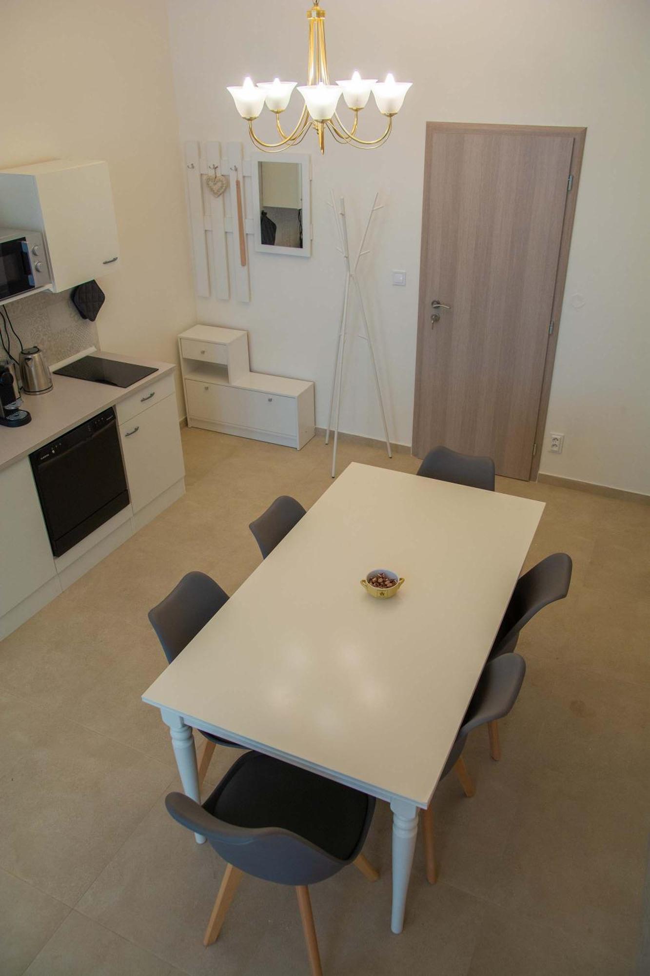 City Centre Apartment With Parking Prague Exterior photo